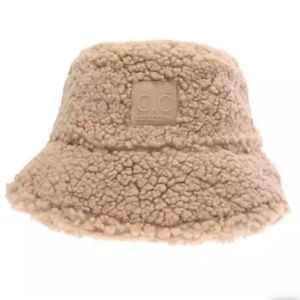 cc bucket hat